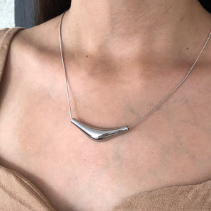 Collar Moon Chic
